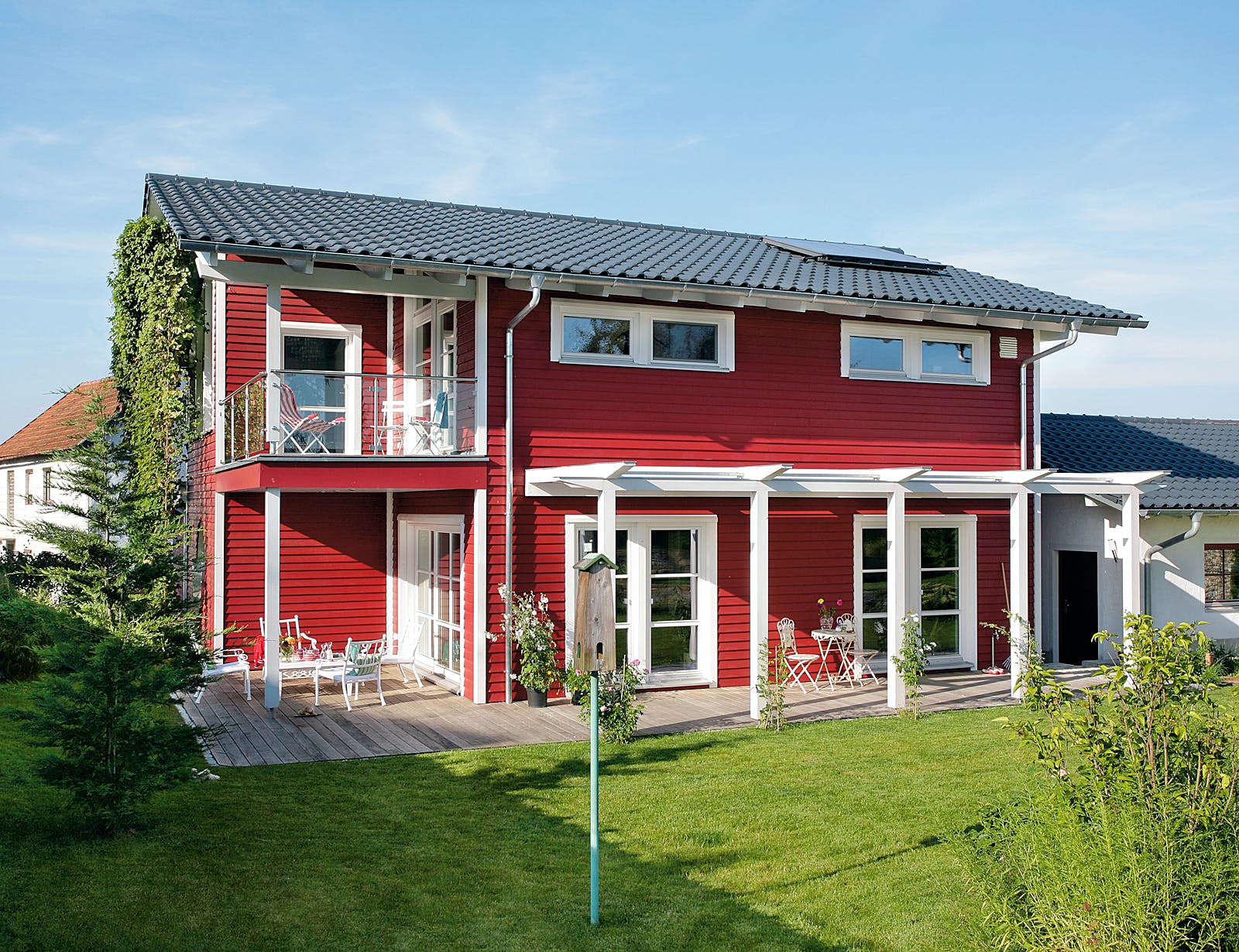 Fertighaus E 15-153.2 - Fertighaus mit Doppelgarage von SchwörerHaus Schlüsselfertig ab 446100€, Außenansicht 1