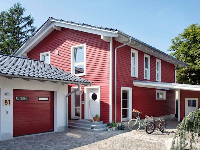 Fertighaus E 15-153.2 - Fertighaus mit Doppelgarage von SchwörerHaus Schlüsselfertig ab 456675€, Außenansicht 2