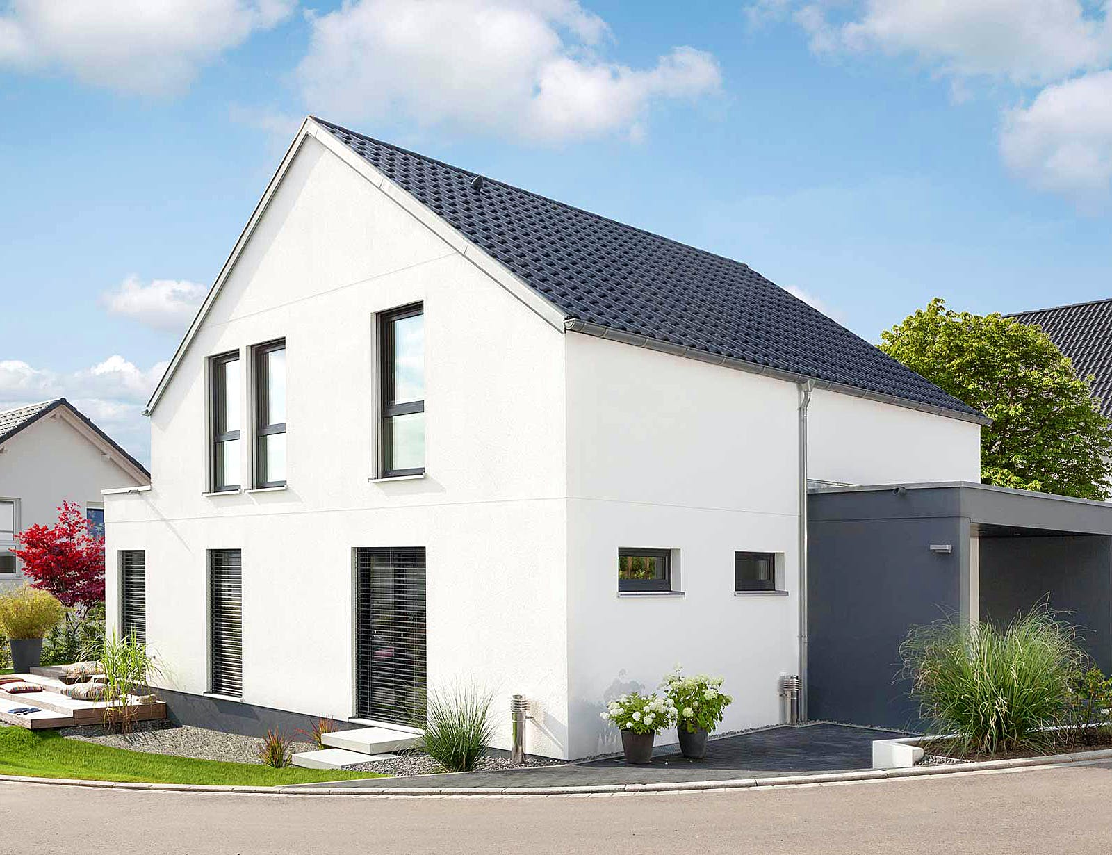 Fertighaus E 15-158.3 - Modernes Satteldachhaus von SchwörerHaus Schlüsselfertig ab 413600€, Außenansicht 1