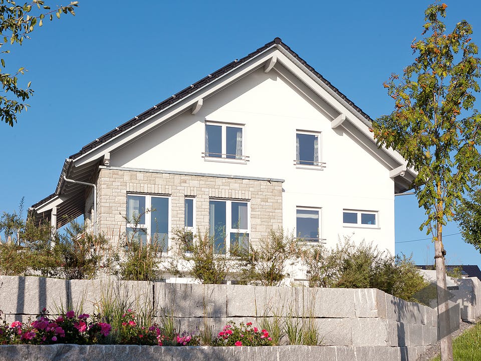 E 15-201.1 - Plusenergiehaus von SchwörerHaus Außenansicht