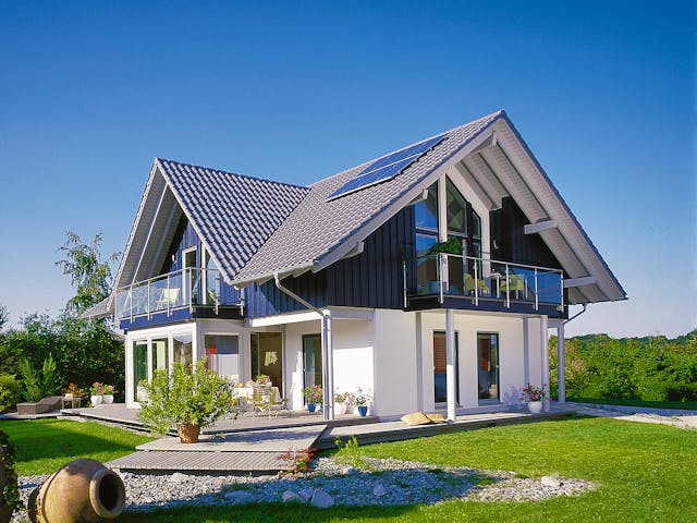 E 15-205.1 - Haus mit Wintergarten