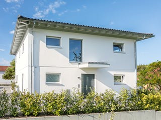 Fertighaus E 20-189.4 - Individuelle Stadtvilla nach eigenem Wunsch von SchwörerHaus, Außenansicht 2