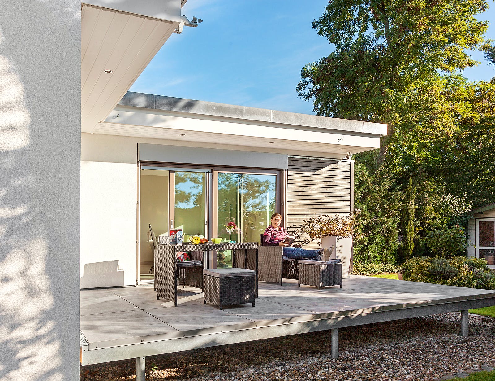 Fertighaus F 10-049.9 - FlyingSpace als Winkelbungalow von SchwörerHaus Schlüsselfertig ab 231600€, Bungalow Außenansicht 1