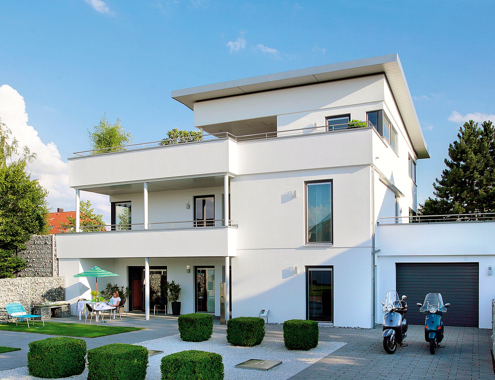 Fertighaus M 20-272.1 - Fertighaus rollstuhlgerecht von SchwörerHaus Schlüsselfertig ab 775400€, Pultdachhaus Außenansicht 1