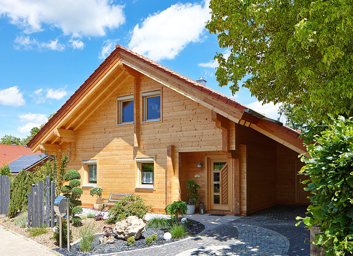 Blockhaus Siglingen von Rems-Murr-Holzhaus Schlüsselfertig ab 464000€, Satteldach-Klassiker Außenansicht 2