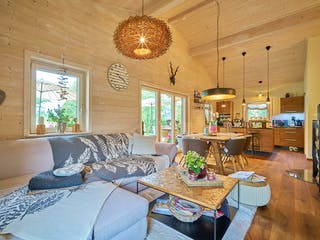 Fertighaus Kundenhaus Bauer von Sonnleitner Holzbau, Bungalow Innenansicht 1