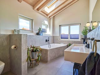 Fertighaus Kundenhaus Schliersee von Sonnleitner Holzbau, Satteldach-Klassiker Innenansicht 12