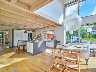 Fertighaus Kundenhaus Severin von Sonnleitner Holzbau, Satteldach-Klassiker Innenansicht 4