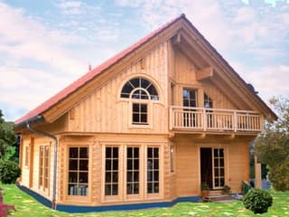 Fertighaus Spittal - Erkervariante von TIROLIA Ausbauhaus ab 119650€, Blockhaus Außenansicht 2