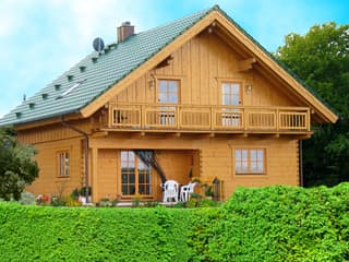 Fertighaus Spittal - Variante von TIROLIA Ausbauhaus ab 119650€, Blockhaus Außenansicht 1