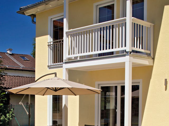 Fertighaus St. Georgen von Regnauer Hausbau Schlüsselfertig ab 255020€, Stadtvilla Außenansicht 6