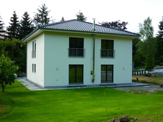Fertighaus Stadtvilla 197 von Suckfüll Energiesparhaus Schlüsselfertig ab 248680€, Stadtvilla Außenansicht 1