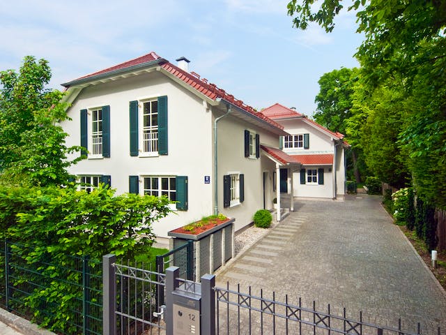 Fertighaus Steinhauser - Kundenhaus von Bau-Fritz Schlüsselfertig ab 920000€, Stadtvilla Außenansicht 3
