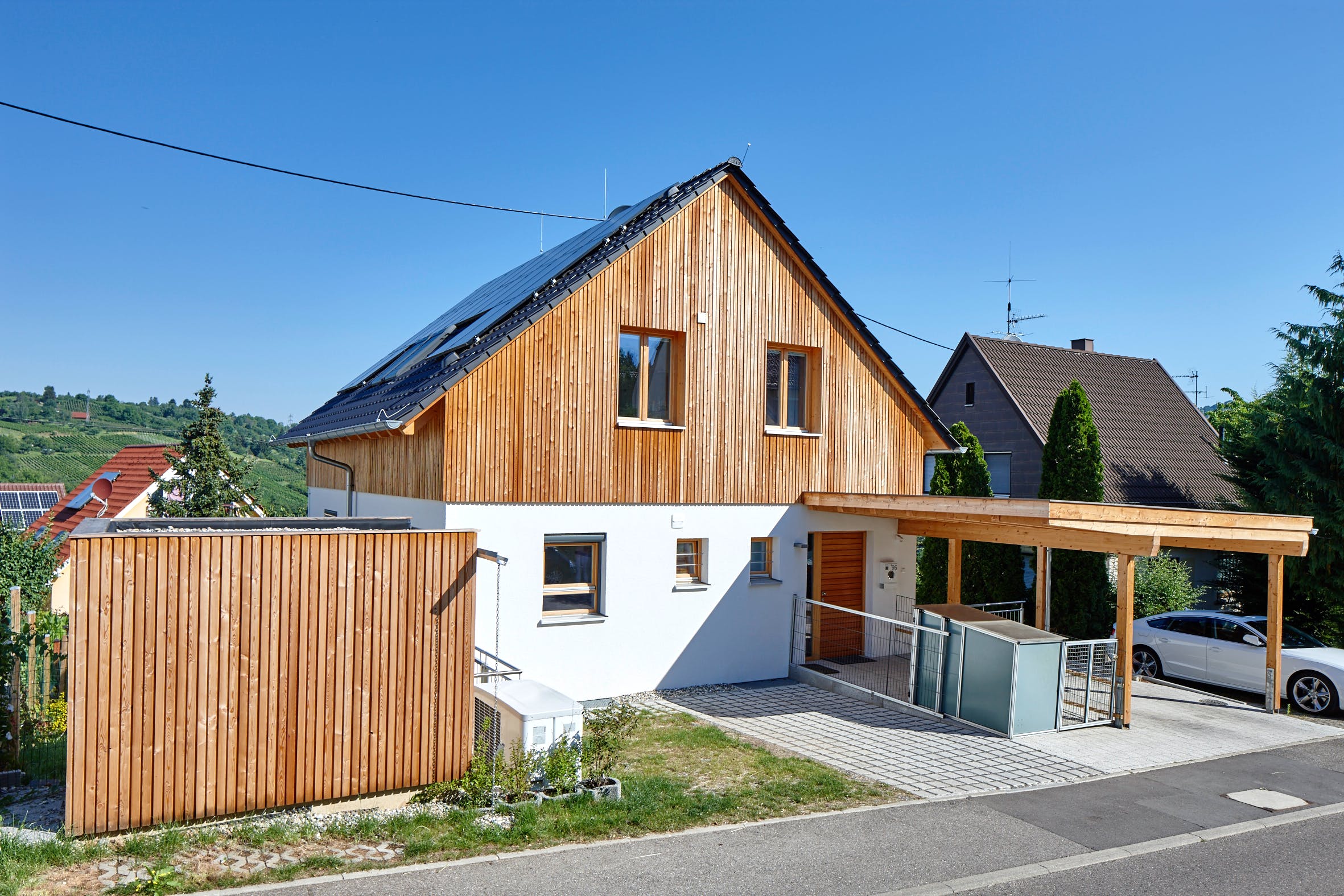 Blockhaus Stuttgart von Rems-Murr-Holzhaus Schlüsselfertig ab 433000€, Satteldach-Klassiker Außenansicht 1