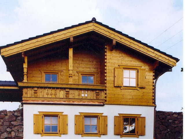 Fertighaus Südtirol (ohne Unterbau) von TIROLIA Ausbauhaus ab 80430€, Satteldach-Klassiker Außenansicht 7