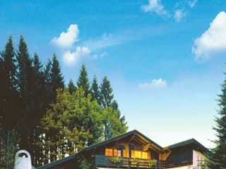 Fertighaus Tegernsee mit Atelier von ISARTALER HOLZHAUS Schlüsselfertig ab 356900€, Stadtvilla Außenansicht 1