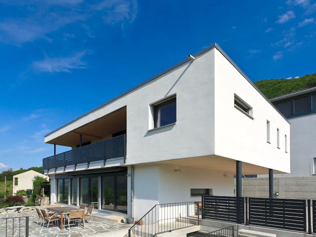 Fertighaus Tessin von Holzhaus Roßkopf Schlüsselfertig ab 285600€, Cubushaus Außenansicht 1