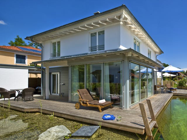Fertighaus Traunstein von Regnauer Hausbau Schlüsselfertig ab 311110€, Stadtvilla Außenansicht 4