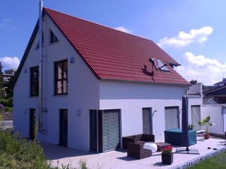 Fertighaus "unser haus" nr.7 von wir leben haus Schlüsselfertig ab 344400€, Satteldach-Klassiker Außenansicht 1