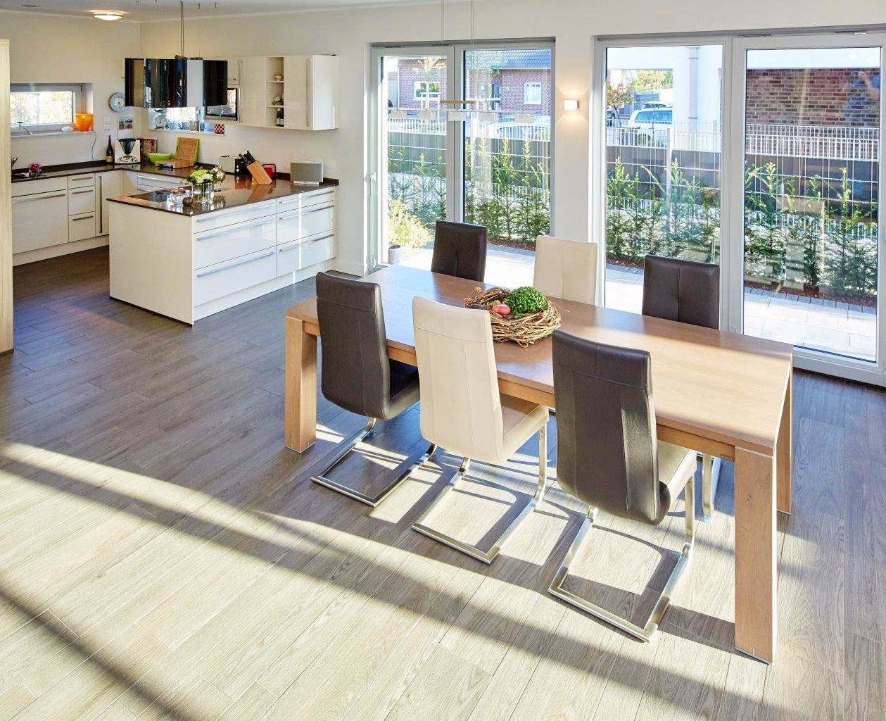 Fertighaus Valencia von GUSSEK HAUS Schlüsselfertig ab 442900€, Satteldach-Klassiker Innenansicht 1
