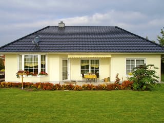 Fertighaus VarioClassic 117 von VarioSelf Schlüsselfertig ab 162120€, Bungalow Außenansicht 1