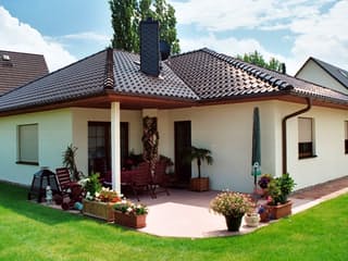Fertighaus VarioCorner 110 von VarioSelf Schlüsselfertig ab 163820€, Bungalow Außenansicht 1
