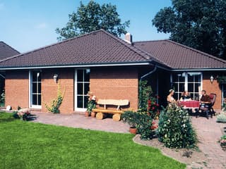 Fertighaus VarioCorner 121 von VarioSelf Schlüsselfertig ab 167650€, Bungalow Außenansicht 1