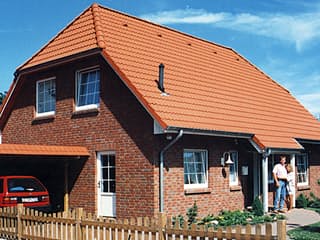 Fertighaus VarioFamily 127 von VarioSelf Schlüsselfertig ab 163330€, Satteldach-Klassiker Außenansicht 1