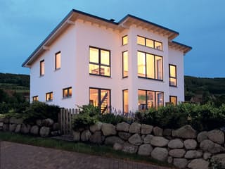 Fertighaus VENTUR 320 von FingerHaus, Pultdachhaus Außenansicht 3