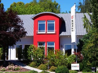Fertighaus Villingen-Schwenningen von STREIF Haus, Satteldach-Klassiker Außenansicht 1