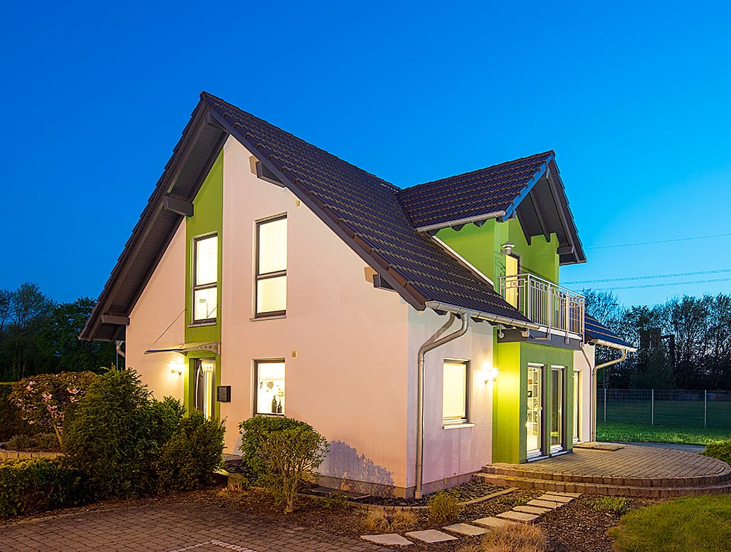 Fertighaus MH Gründau - VIO von FingerHaus Schlüsselfertig ab 358361€, Satteldach-Klassiker Außenansicht 1