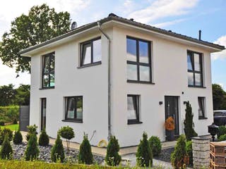 Massivhaus Stadtvilla V 130 von Virtus Massivhaus Schlüsselfertig ab 155500€, Stadtvilla Außenansicht 1