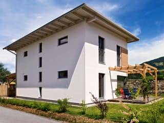 Fertighaus Volders von Regnauer Hausbau Schlüsselfertig ab 261445€, Pultdachhaus Außenansicht 4