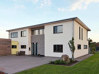 Fertighaus Waldeck von Becker 360 Schlüsselfertig ab 528100€, Cubushaus Außenansicht 3