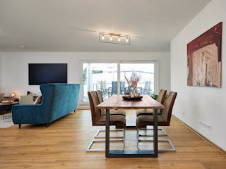 Fertighaus Vielseitiger Gewerbebau mit Mitarbeiter-Wohnungen von Bau-Fritz - Mehrfamilienhäuser, Stadtvilla Innenansicht 1