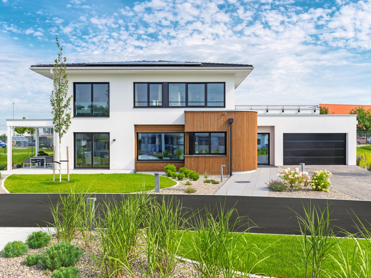 Fertighaus Ausstellungshaus Günzburg von WeberHaus Schlüsselfertig ab 525000€, Stadtvilla Außenansicht 1