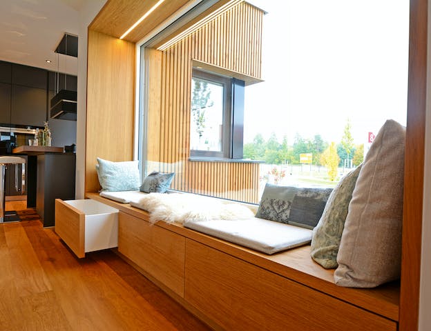 Stadtvilla mit Erker als Sitzfenster