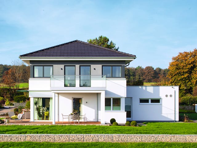 Fertighaus Ausstellungshaus Wenden CityLife 700 von WeberHaus Schlüsselfertig ab 489000€, Stadtvilla Außenansicht 1 Fertighaus Ausstellungshaus Wenden CityLife 700 von WeberHaus Schlüsselfertig ab 489000€, Stadtvilla Außenansicht 1