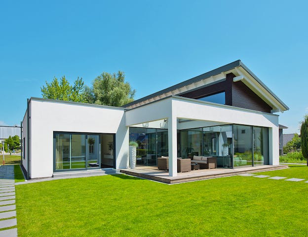 Fertighaus-Anbieter der Luxusklasse: Frei geplantes Designhaus von WeberHaus