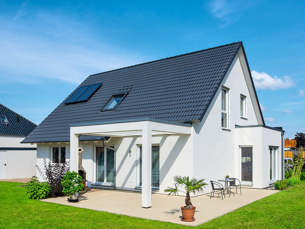 Fertighaus Kundenhaus Herse Balance 300 von WeberHaus Schlüsselfertig ab 372390€, Satteldach-Klassiker Außenansicht 1