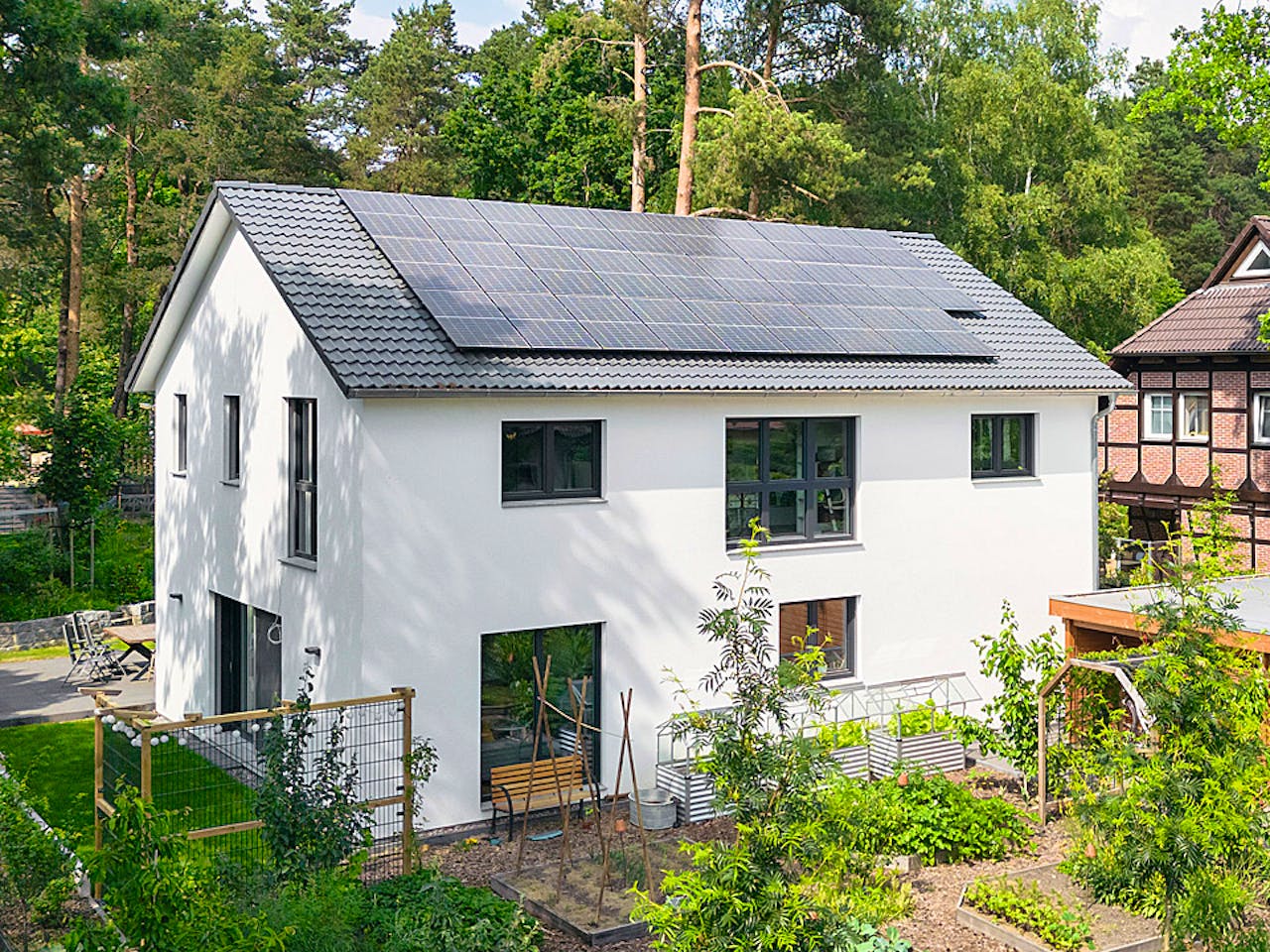 Fertighaus Kundenhaus Granow - generation5.5 Haus 300 von WeberHaus Schlüsselfertig ab 419600€, Außenansicht 1