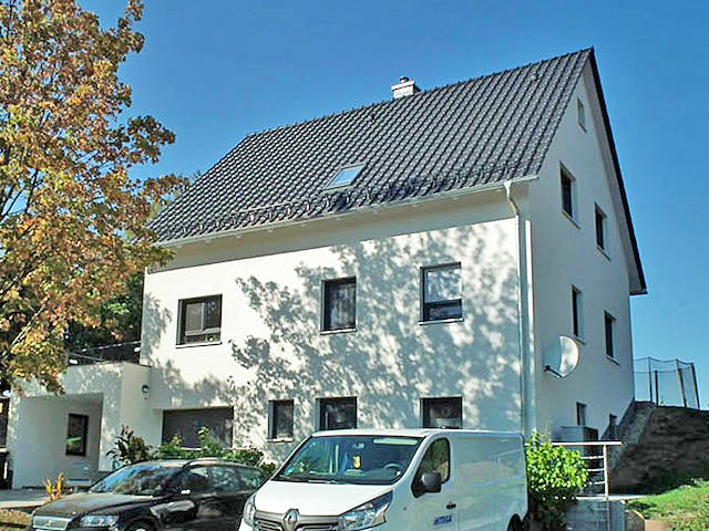 Massivhaus Einfamilienhaus 369 von WEIOTT-Massiv-Haus, Satteldach-Klassiker Außenansicht 1