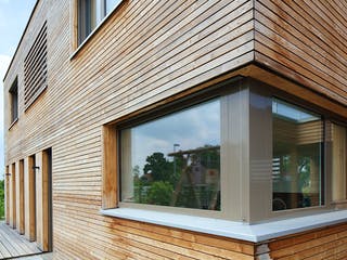 Fertighaus Haus KB von Weizenegger Schlüsselfertig ab 450000€, Satteldach-Klassiker Außenansicht 6