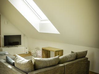 Fertighaus Zweifamilienhaus KW von Weizenegger Schlüsselfertig ab 800000€, Satteldach-Klassiker Innenansicht 9