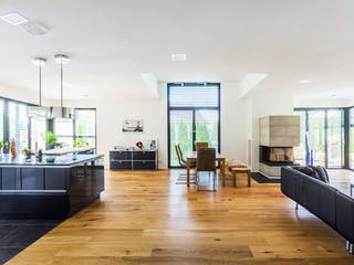 Fertighaus Haus mit Einliegerwohnung WW von Weizenegger Schlüsselfertig ab 650000€, Satteldach-Klassiker Innenansicht 2