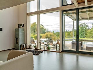 Fertighaus Satteldachhaus mit Holzfassade von Winterhoff, Satteldach-Klassiker Innenansicht 1