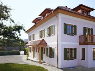 Fertighaus Wörthersee - Architektenbeispiel von ISARTALER HOLZHAUS Schlüsselfertig ab 284000€, Außenansicht 2