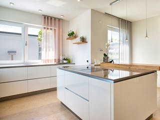 Fertighaus Einfamilienhaus Bodensee von Wolf System, Satteldach-Klassiker Innenansicht 3