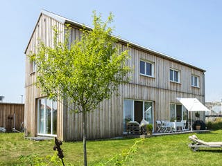 Fertighaus Landhaus Bullinger von Wolf System, Satteldach-Klassiker Außenansicht 1