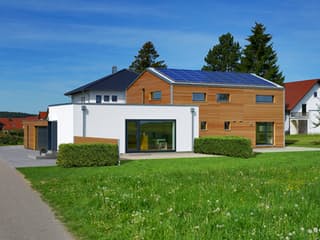 Fertighaus Wriedt von Bau-Fritz Schlüsselfertig ab 540000€, Satteldach-Klassiker Außenansicht 5